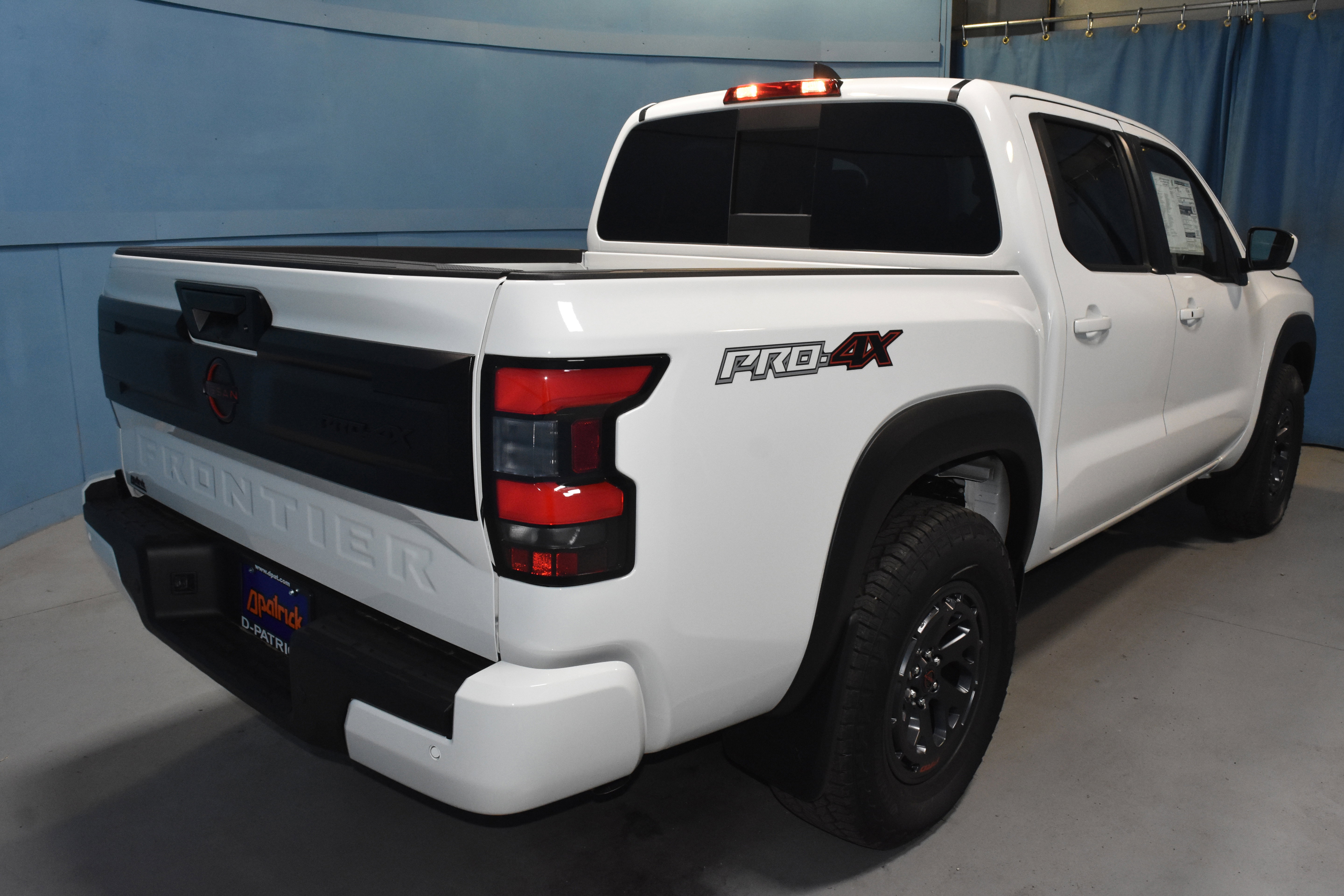 New 2026 Nissan Frontier PRO-4X AWD/4WD image 27