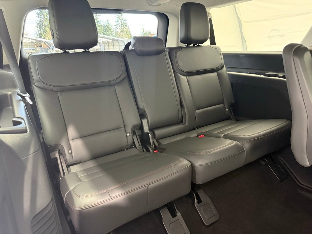 New 2025 Ford Expedition Max Active image 32