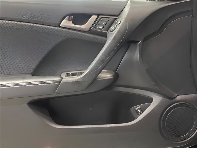 Used 2010 Acura TSX Sedan image 9