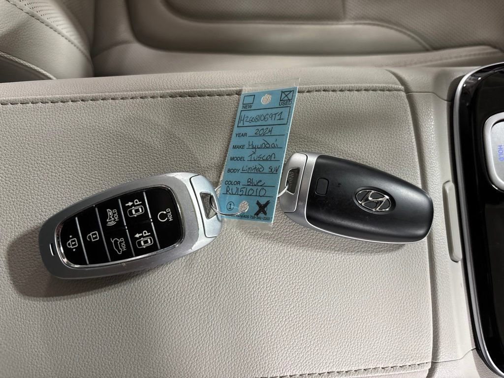 Used 2024 Hyundai Tucson Limited AWD/4WD image 34