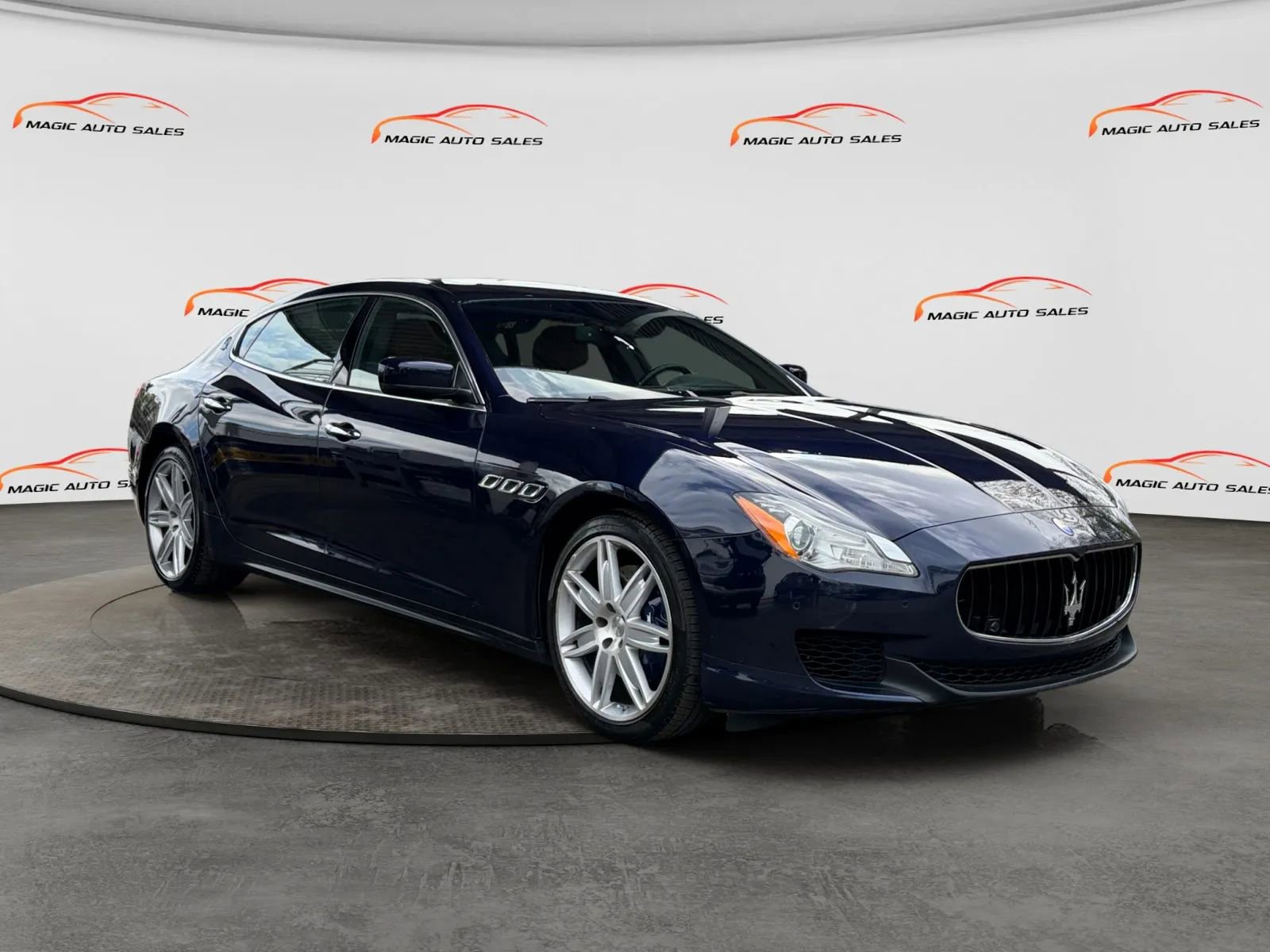Used 2015 Maserati Quattroporte S Q4 AWD/4WD image 3