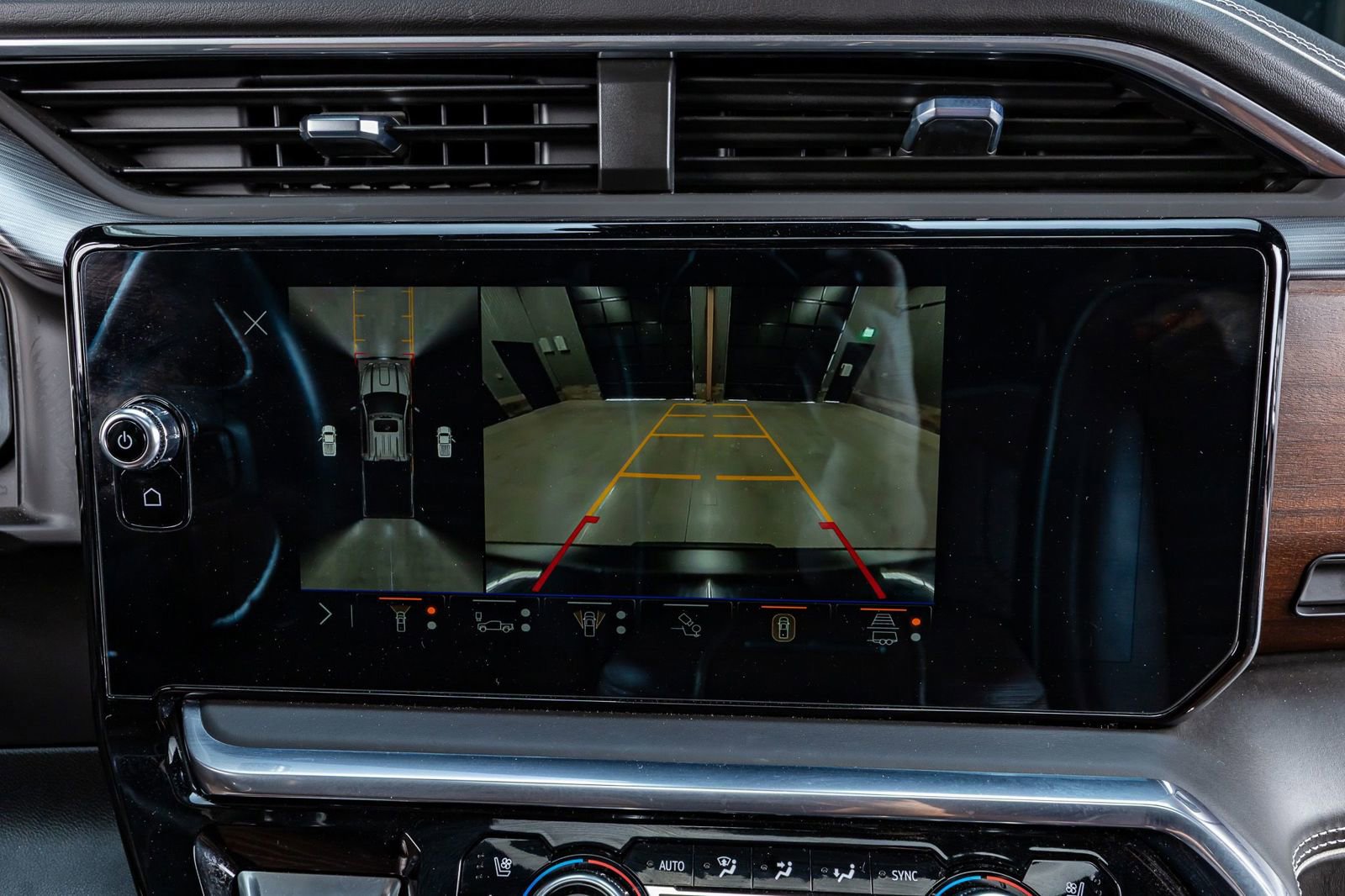 Used 2024 GMC Sierra 2500 Denali Ultimate image 26