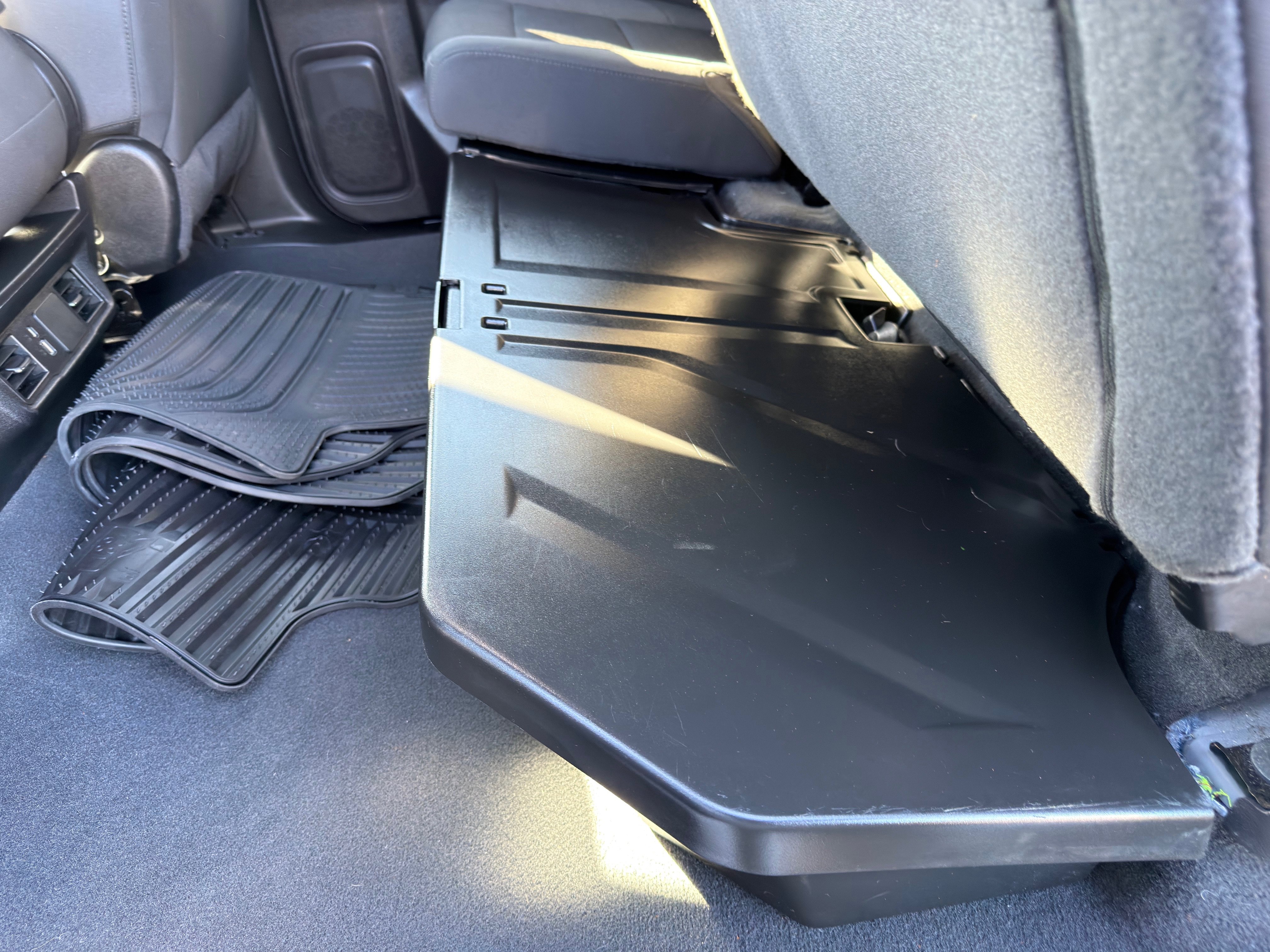 Used 2024 Chevrolet Silverado 1500 Custom w/ LPO, Dark Essentials Package image 21