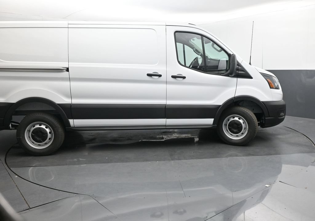 New 2026 Ford Transit 250 Low Roof RWD image 24