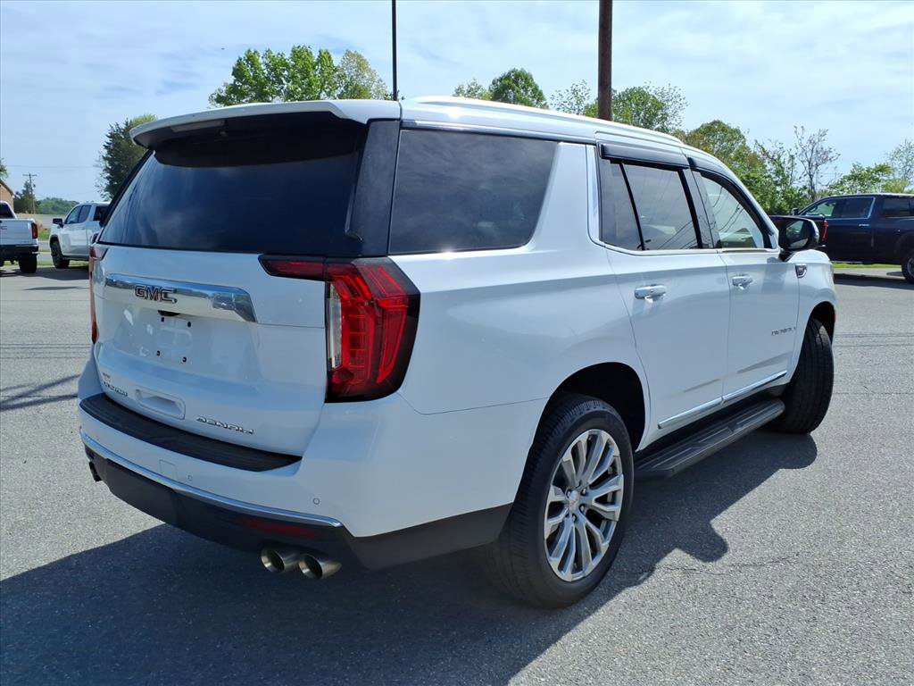 Used 2021 GMC Yukon Denali w/ Advanced Technology Package RWD image 4