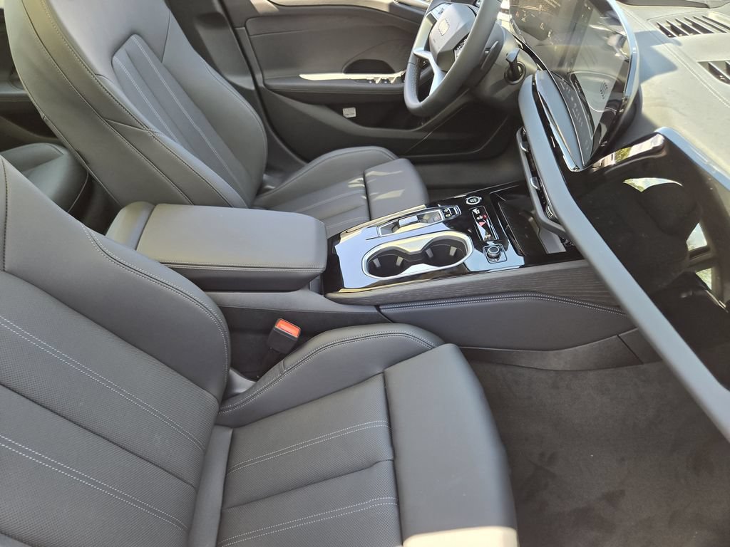 New 2026 Audi A6 Premium Plus AWD/4WD image 18