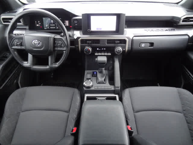 Used 2025 Toyota Tacoma SR5 AWD/4WD image 11