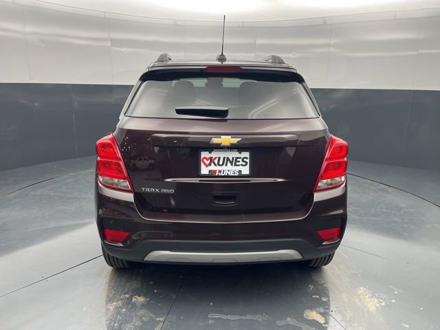 Used 2022 Chevrolet Trax LT w/ LT Convenience Package image 6
