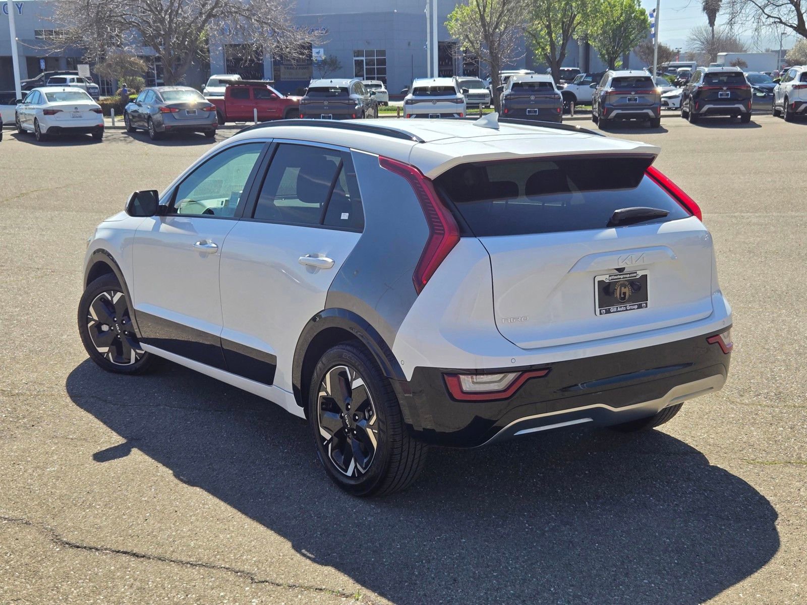 Used 2023 Kia Niro Wave image 18