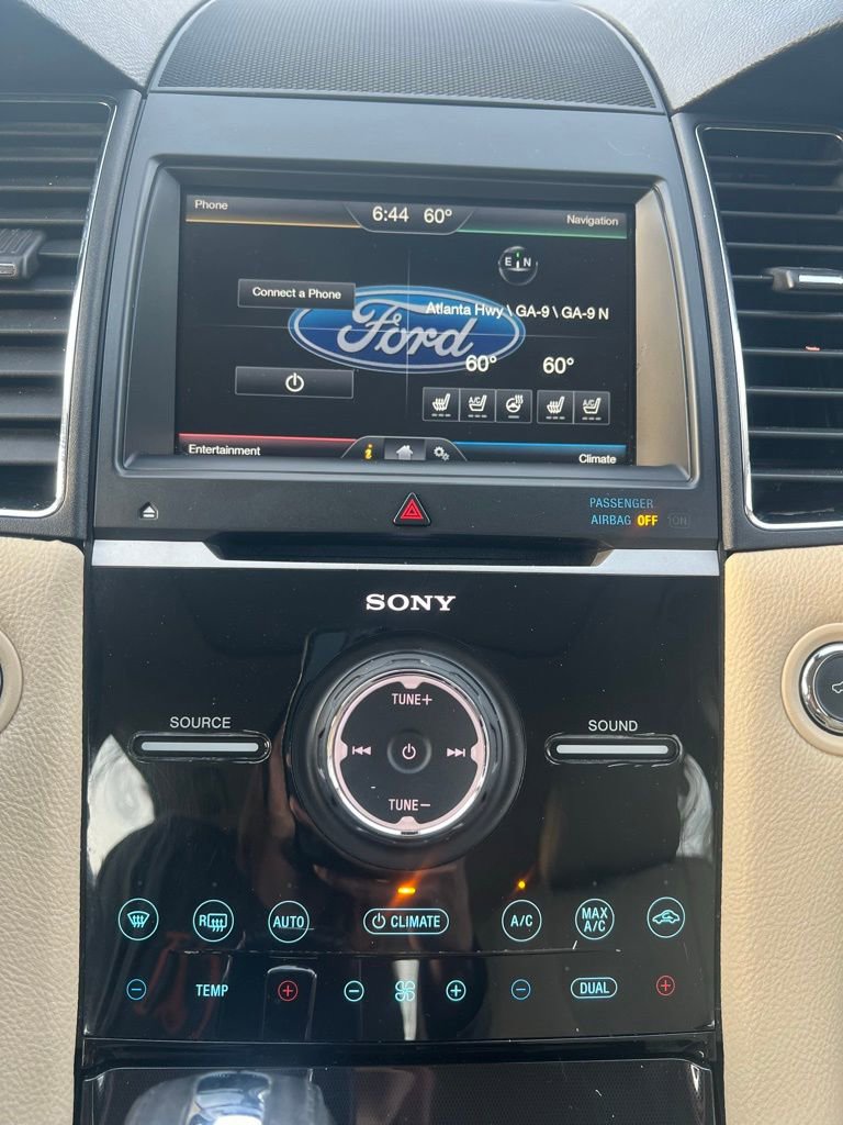 Used 2015 Ford Taurus Limited w/ Equipment Group 301A image 21
