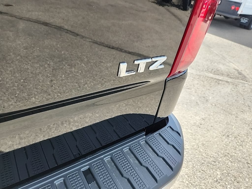 New 2026 Chevrolet Silverado 1500 LTZ w/ LTZ Premium Package AWD/4WD image 51