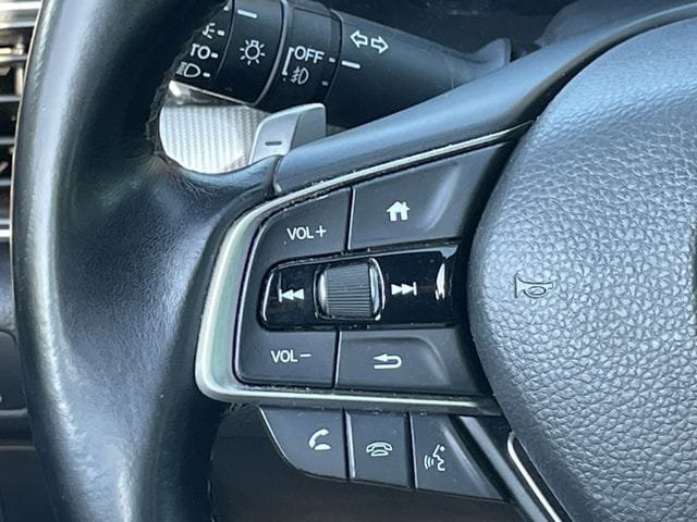 Used 2018 Honda Accord Sport image 13