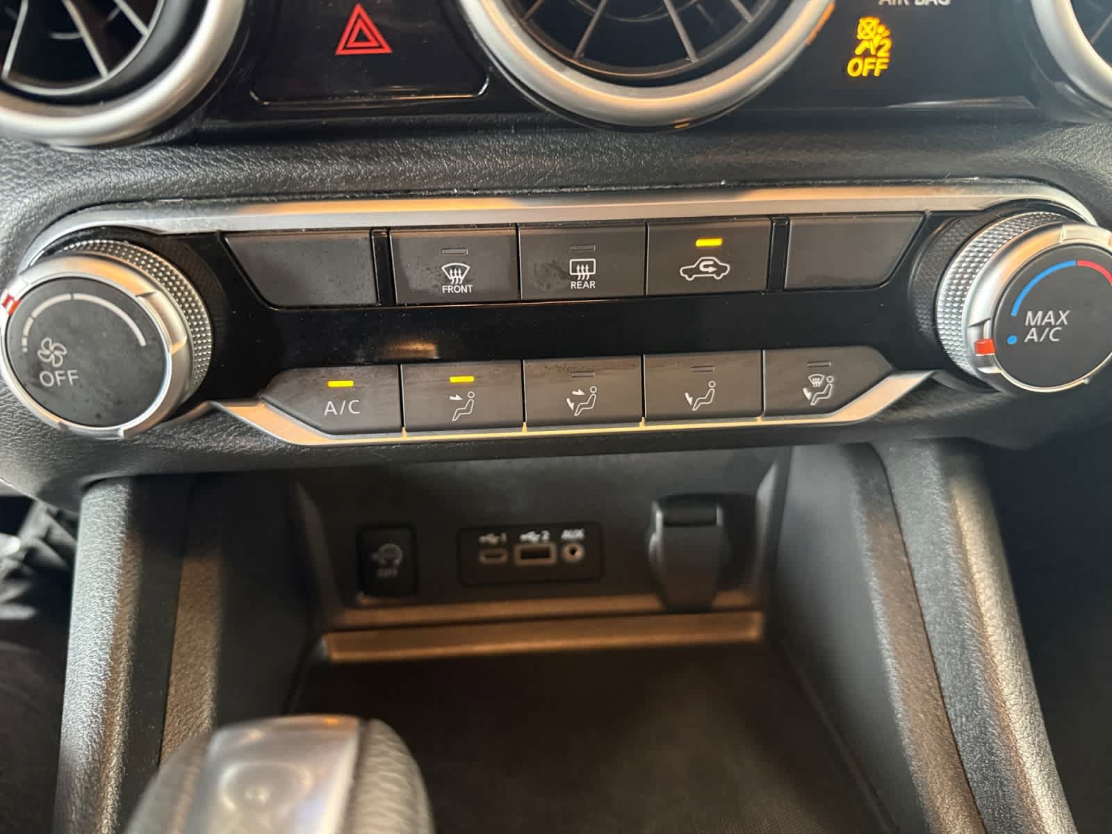 Used 2025 Nissan Sentra SV FWD image 17