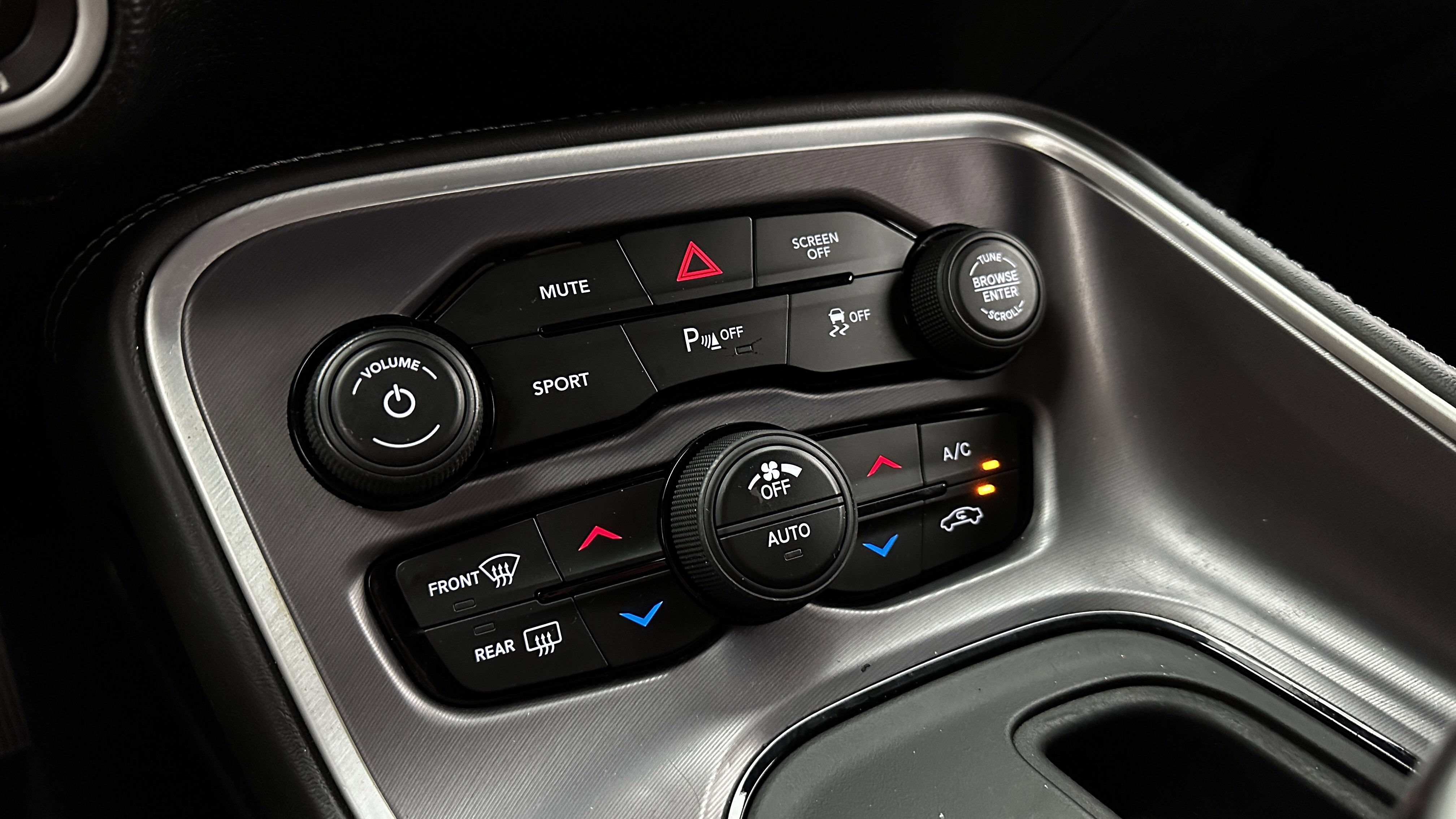 Used 2019 Dodge Challenger GT image 17