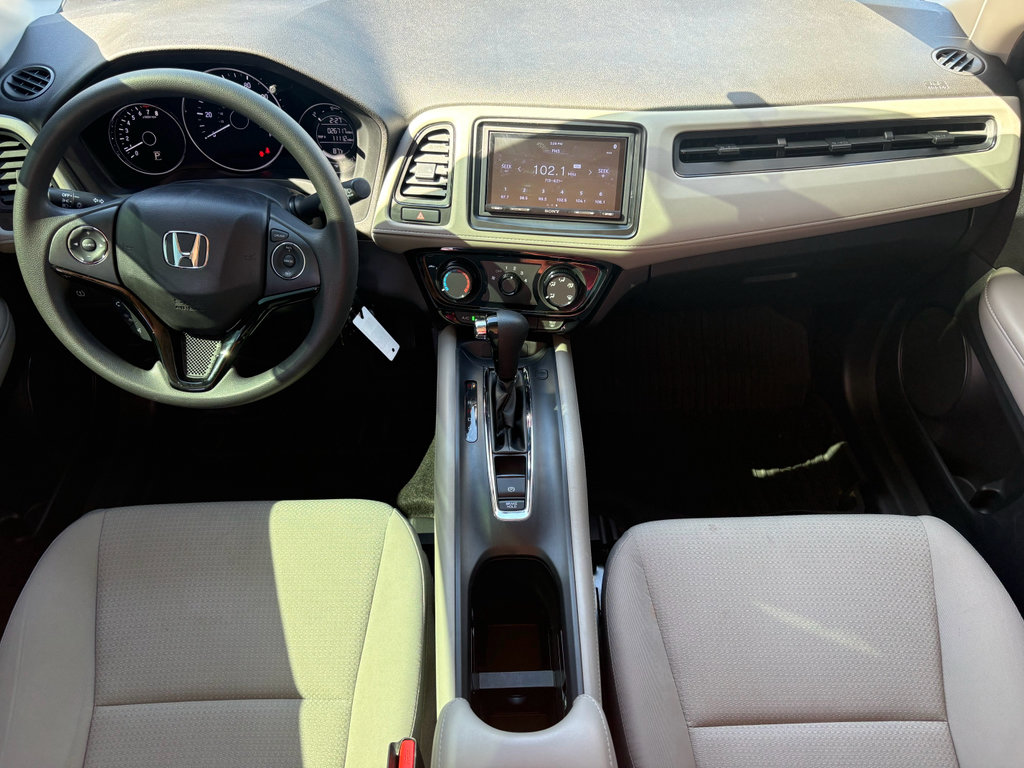 Certified 2022 Honda HR-V LX image 2