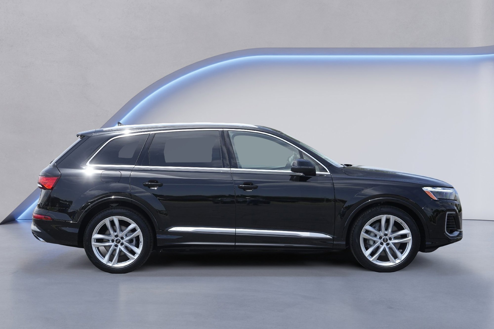 New 2025 Audi Q7 3.0T Premium Plus image 3