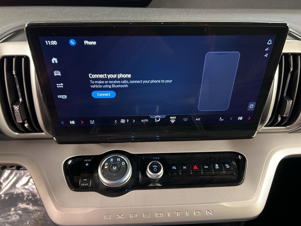 New 2026 Ford Expedition Active image 10