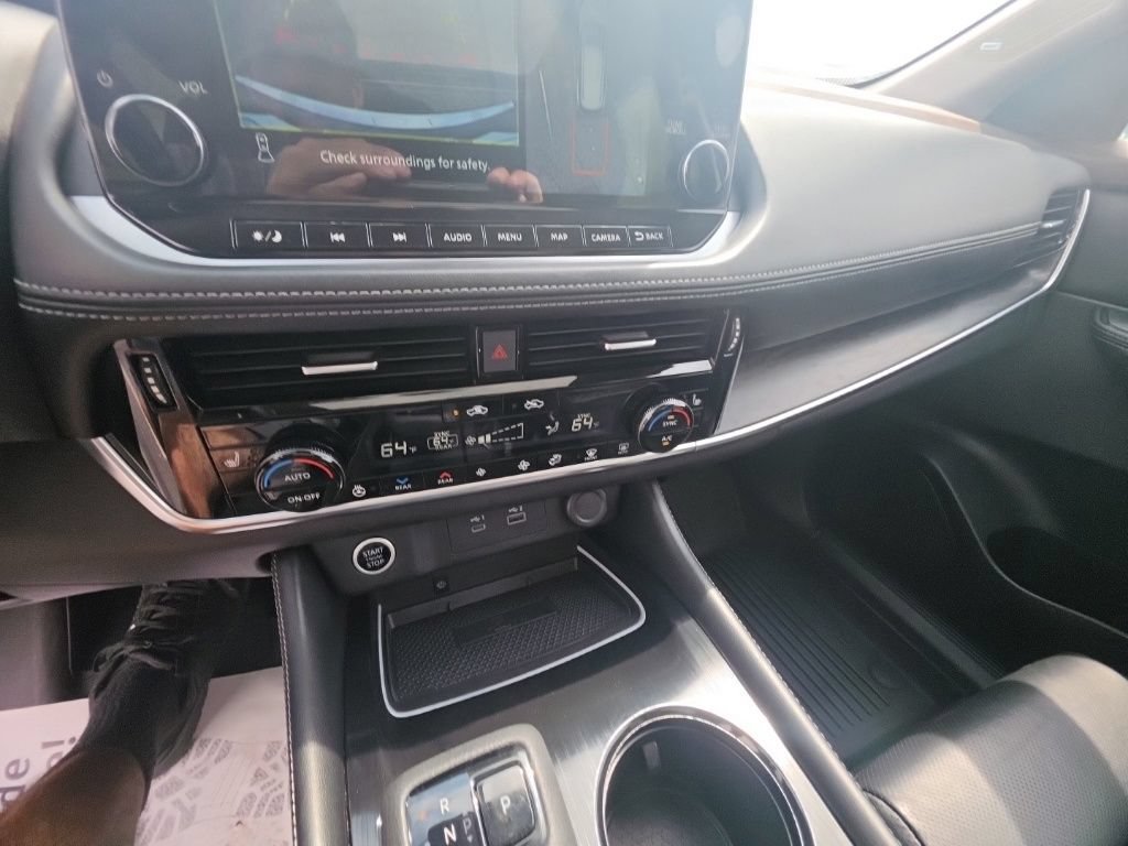 Used 2023 Nissan Rogue Platinum w/ Platinum Premium Package AWD/4WD image 22