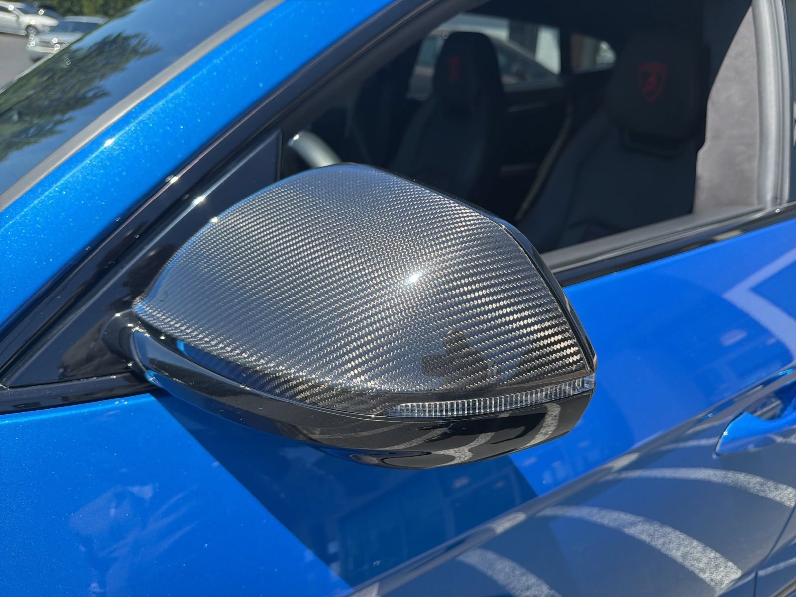 Used 2020 Lamborghini Urus AWD/4WD image 12