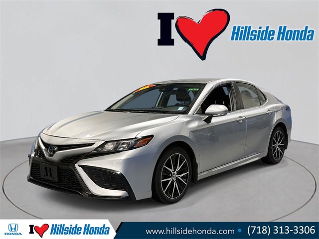 Used 2022 Toyota Camry SE