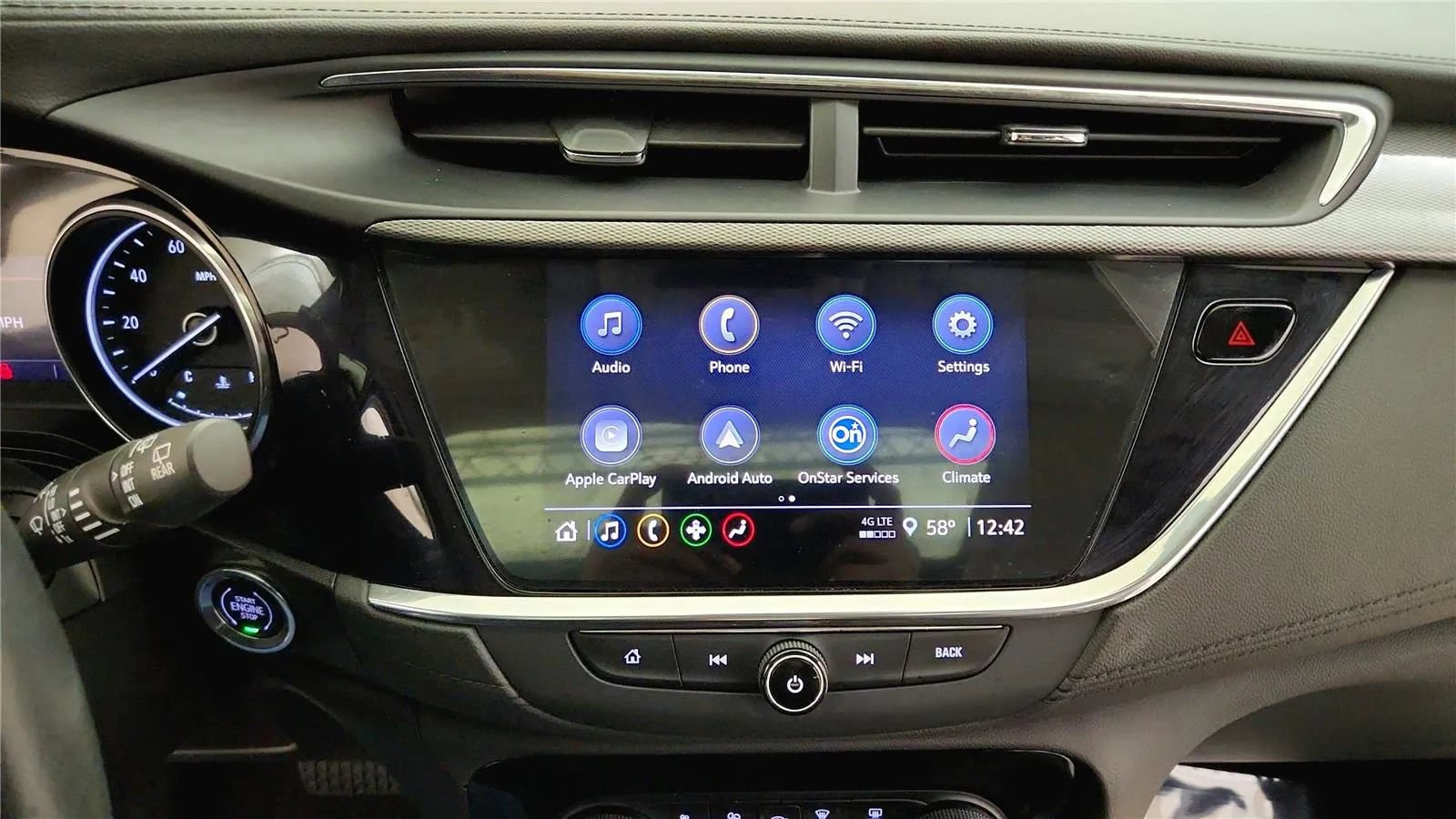 Used 2023 Buick Encore GX Essence w/ Experience Buick Package FWD image 24