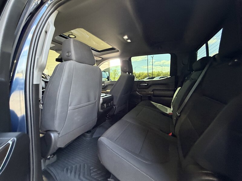 Used 2021 Chevrolet Silverado 1500 RST AWD/4WD image 12