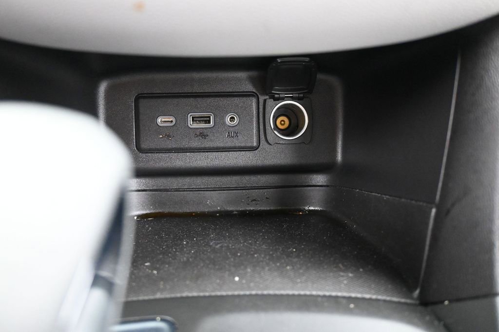 Used 2023 Chevrolet Equinox LS FWD image 25