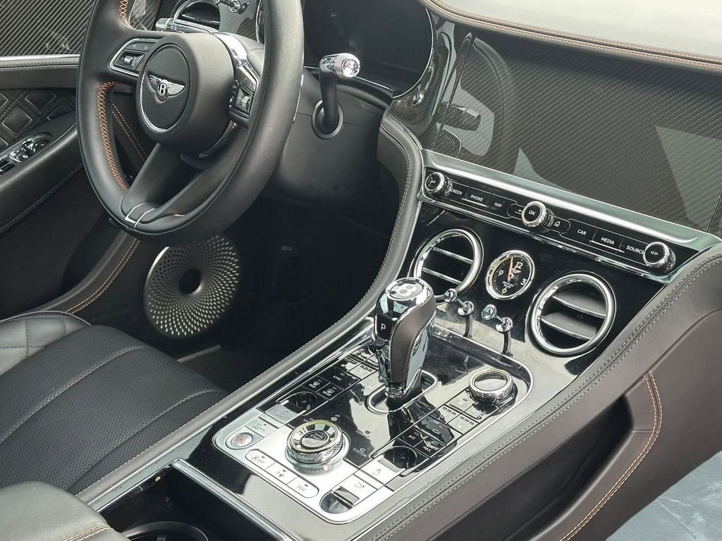 Used 2021 Bentley Continental GT image 17