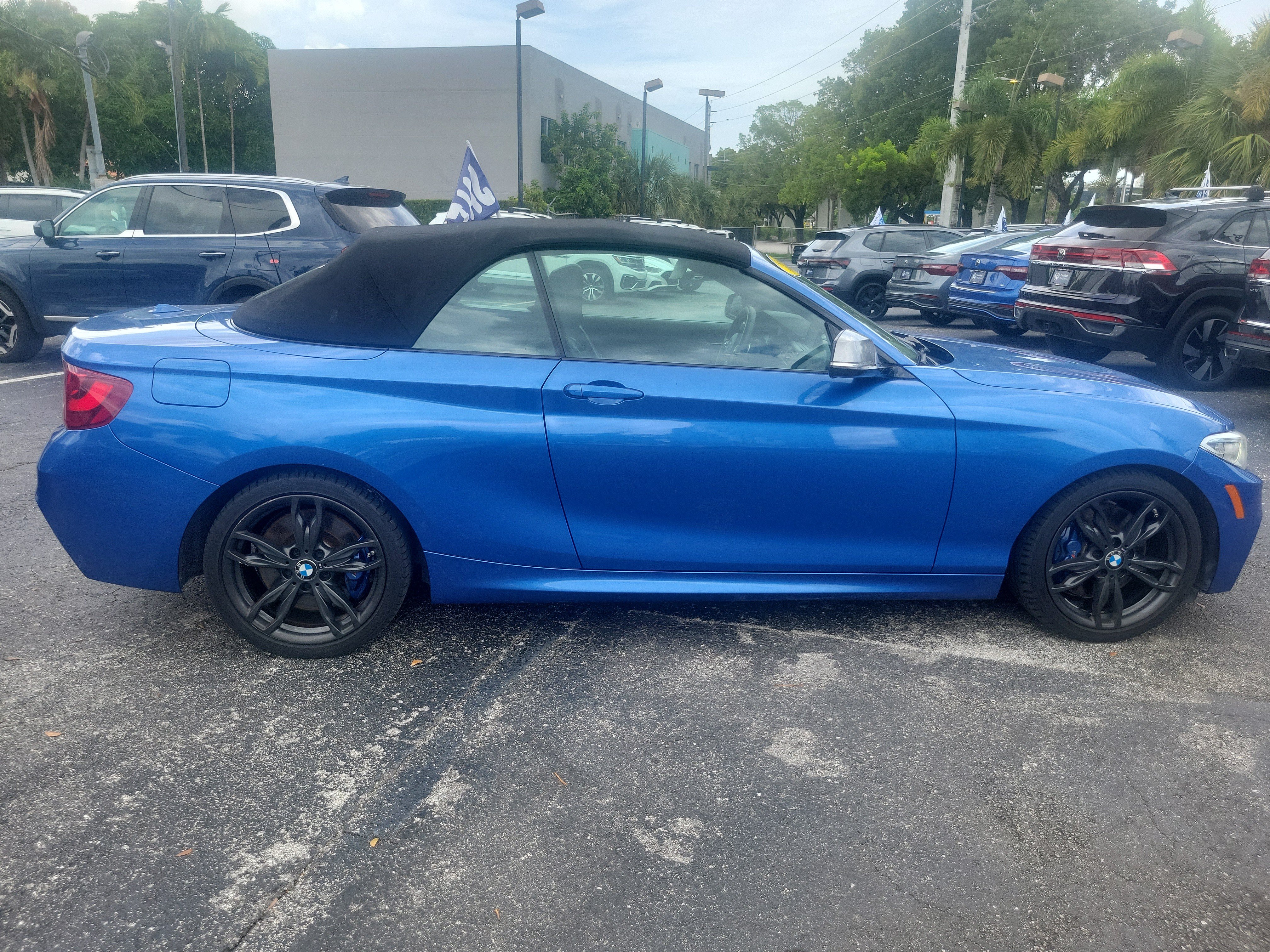 Used 2016 BMW M235i xDrive Convertible AWD/4WD image 6