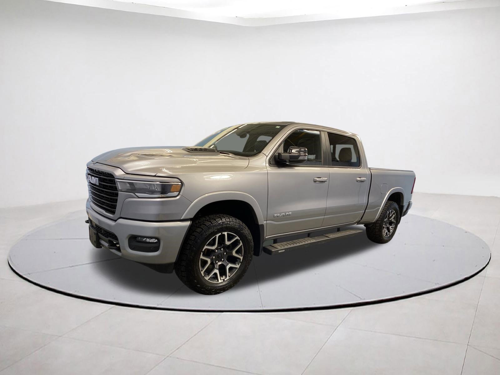 Used 2025 RAM 1500 Laramie w/ Sport Appearance Package image 3