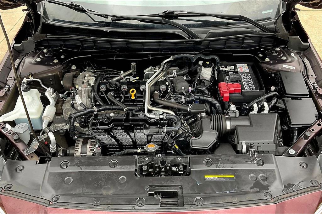 Used 2025 Nissan Altima 2.5 SV image 10