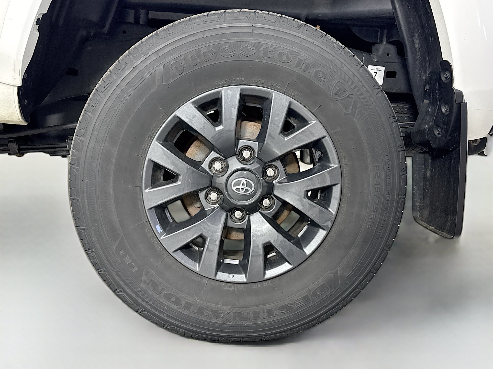 Certified 2023 Toyota Tacoma SR5 w/ SR5 Appearance Package RWD image 28