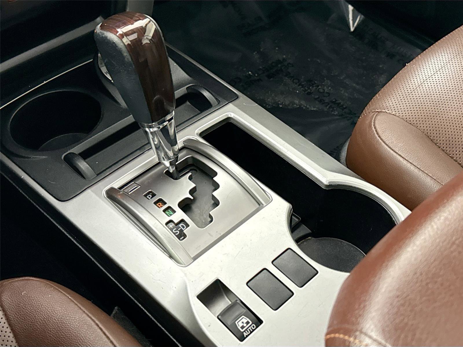 Used 2016 Toyota 4Runner Limited image 28