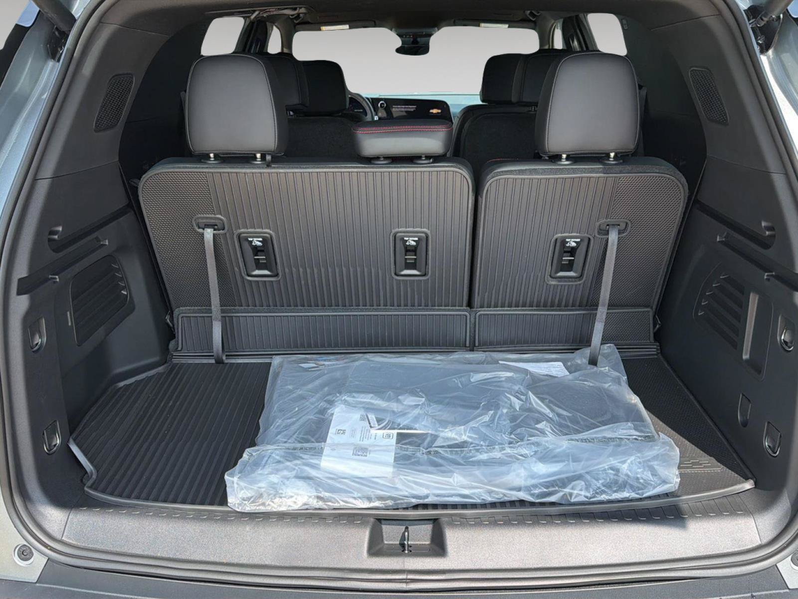 New 2026 Chevrolet Traverse Z71 w/ Driver Confidence Package AWD/4WD image 14