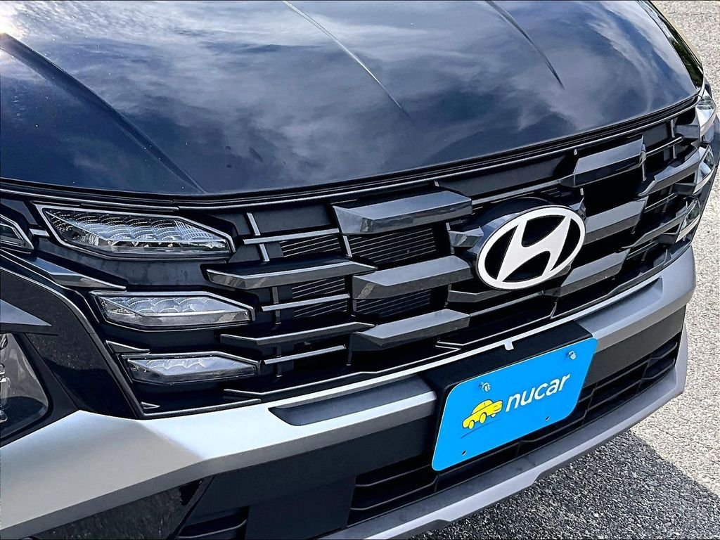 Used 2025 Hyundai Tucson SE AWD/4WD image 32