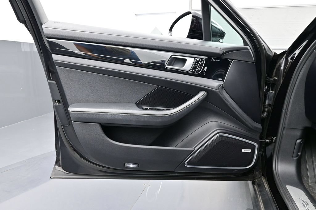 Certified 2020 Porsche Panamera 4 AWD/4WD image 7