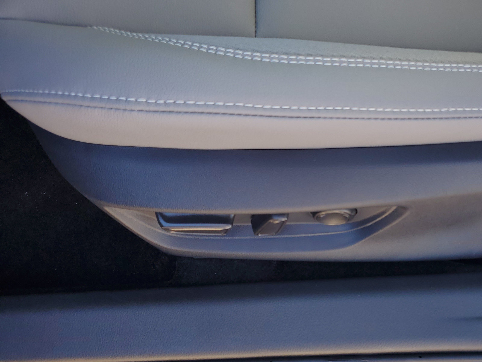 New 2026 Toyota Camry SE w/ Convenience Package FWD image 18