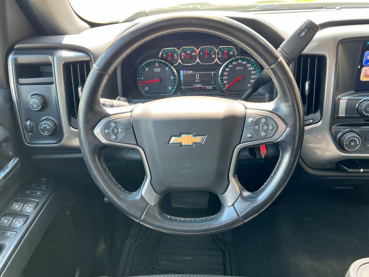 Used 2019 Chevrolet Silverado 1500 LT image 11