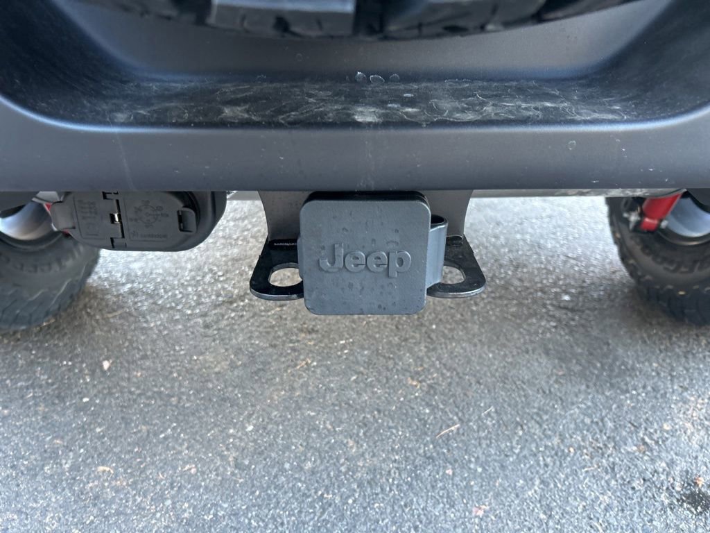 New 2026 Jeep Wrangler Unlimited Rubicon w/ Safety Group image 16