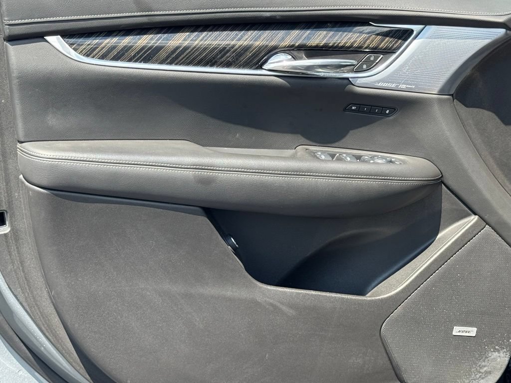 Certified 2023 Cadillac XT6 Premium Luxury FWD image 15