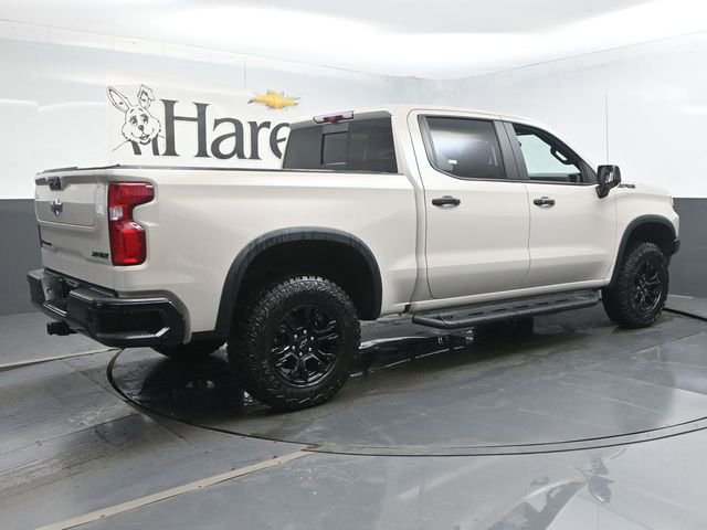 New 2026 Chevrolet Silverado 1500 ZR2 w/ Dark Appearance Package AWD/4WD image 28