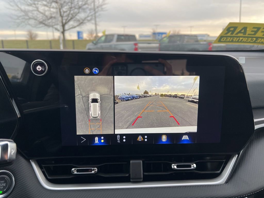 New 2026 Chevrolet Equinox LT w/ Convenience Package II image 19