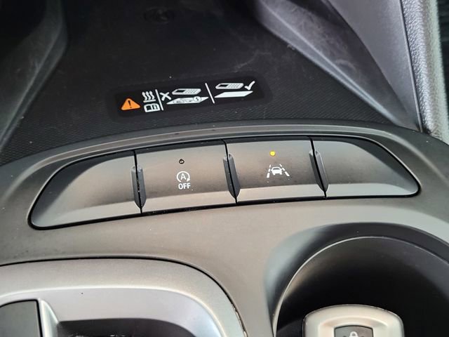 Used 2024 Buick Envista Preferred w/ Convenience II Package image 13