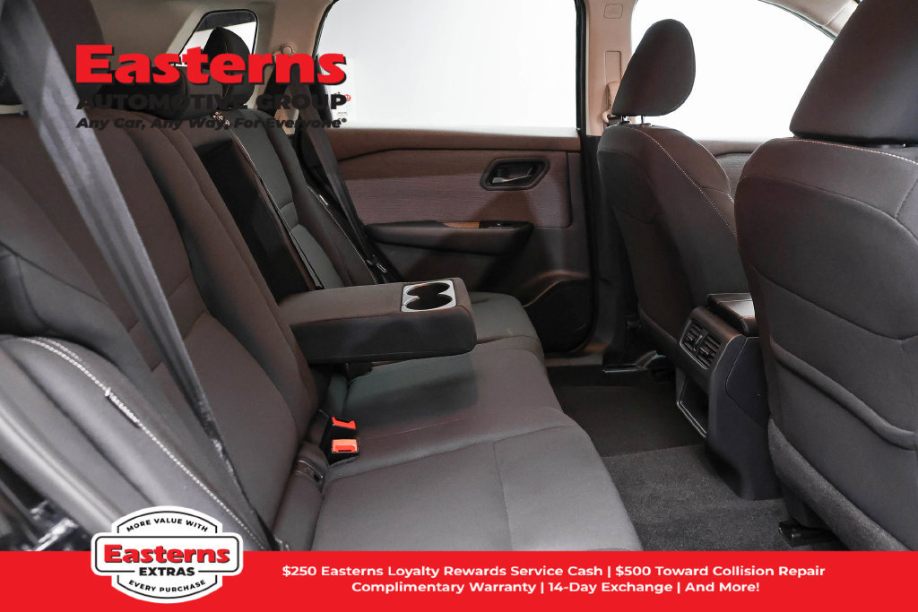 Used 2023 Nissan Rogue S AWD/4WD image 23