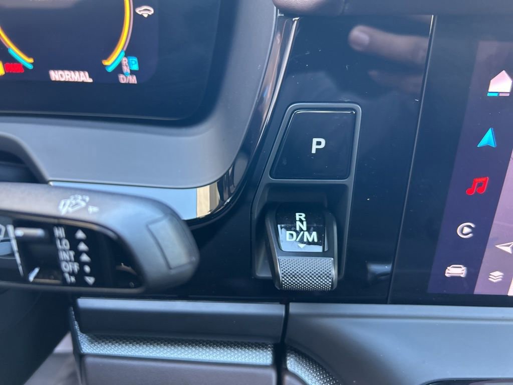 Used 2024 Porsche Panamera 4 image 10