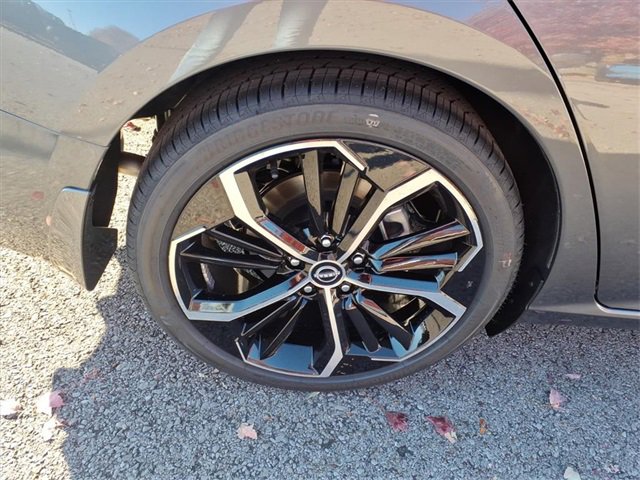 New 2025 Nissan Altima 2.5 SR image 4