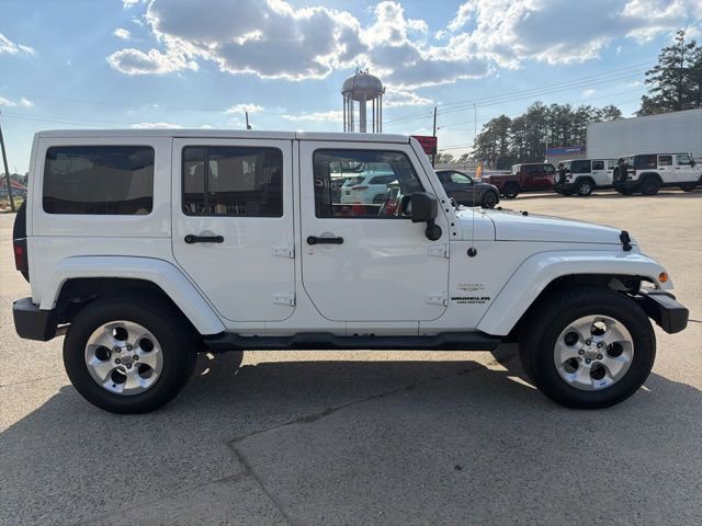 Used 2015 Jeep Wrangler Unlimited Sahara w/ Connectivity Group image 5