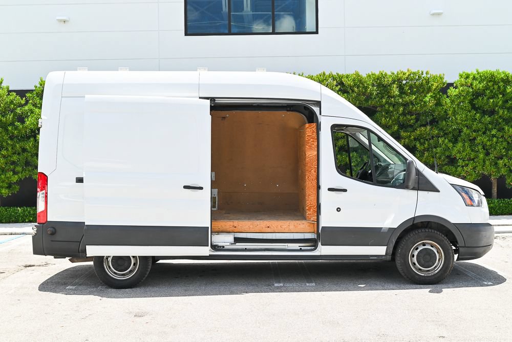 Used 2018 Ford Transit 250 148 High Roof RWD image 8