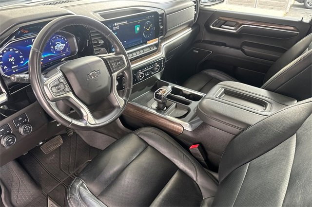 Used 2022 Chevrolet Silverado 1500 RST w/ Convenience Package II image 10