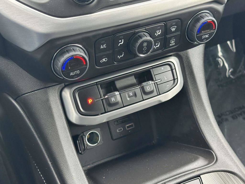 Certified 2023 GMC Acadia SLT w/ Elevation Edition image 30